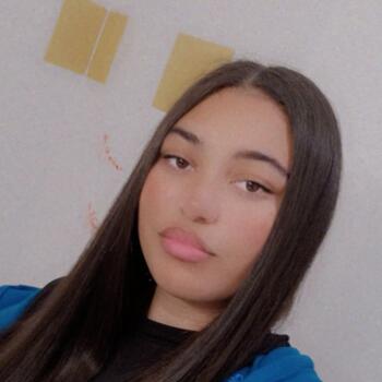 Baby-sitter in Montpellier: Mia