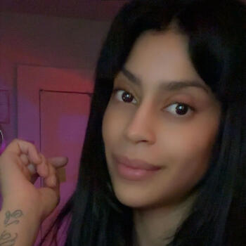 Babysitter New York: Nely