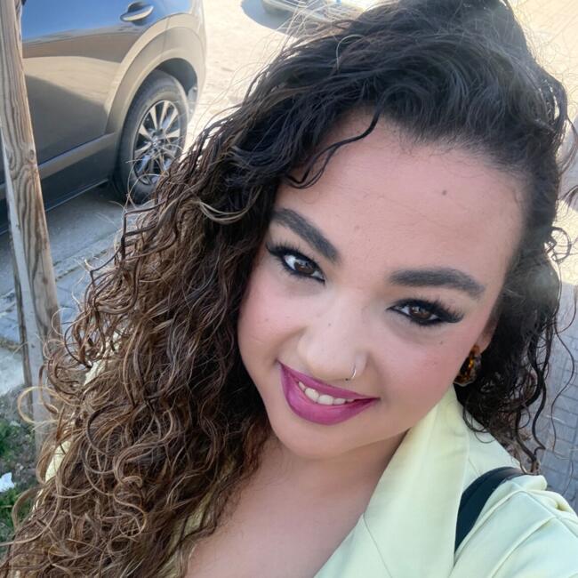 Trabajo de canguro en Ronda: Mirella