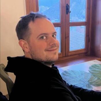 Babysitting job in Toulouse: babysitting job Ian (IG:ianxpresso)