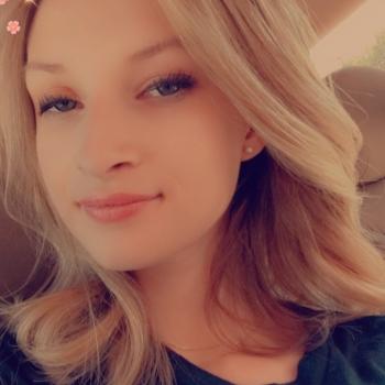 Babysitter in Mansfield: Abigail