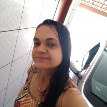 Babá em Ipatinga: Valdirene Basílio dos reis Bas