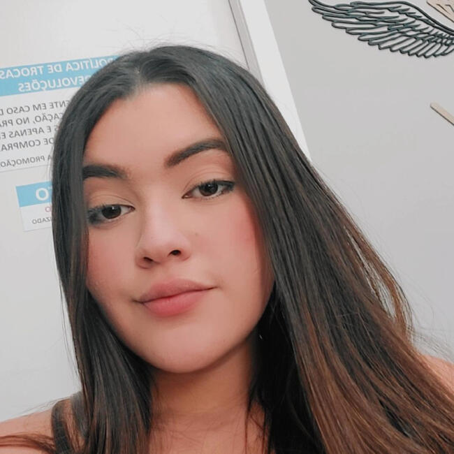 Babá em Rio das Ostras: Alexia