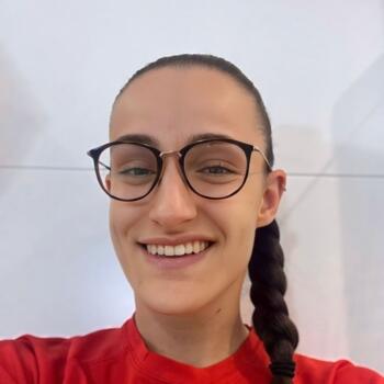 Babysitter in León: Lara