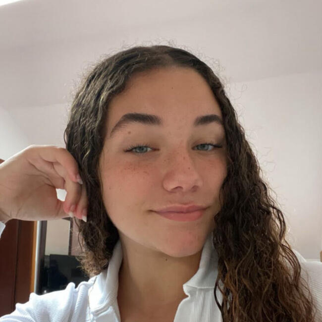 Babysitter in Santa Cruz: Margarida