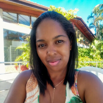 Babysitter in Itabuna: Ingrid