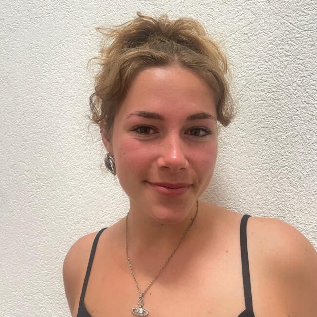 Baby-sitter in Gland: Marie