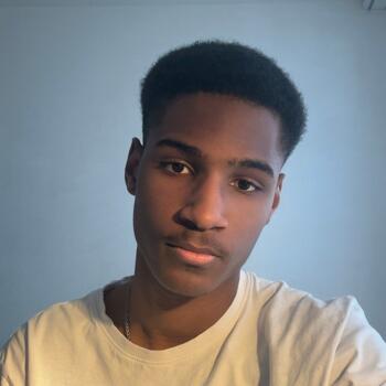 Babysitter a Ginevra: Jyam