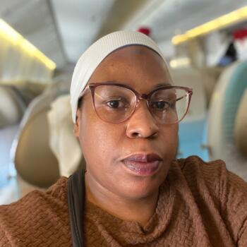 مربية أطفال في أبوظبي: Nansubuga