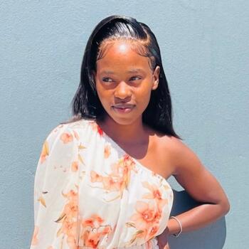 Babysitter in Johannesburg South: Elihle