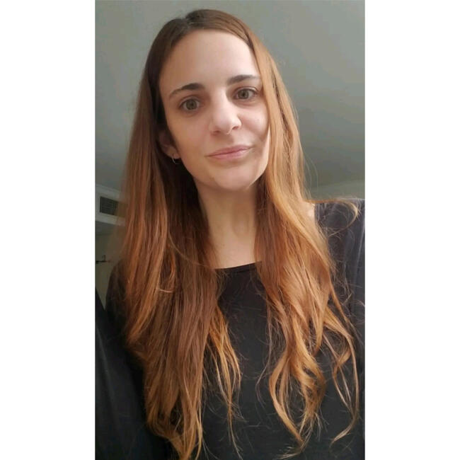 Babysitter in Gold Coast: Olivia