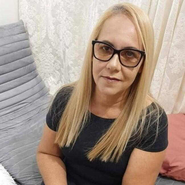 Babysitter in Brasília: Maria