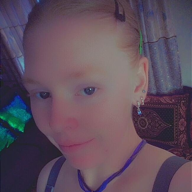 Babysitter in Hamilton: Alia