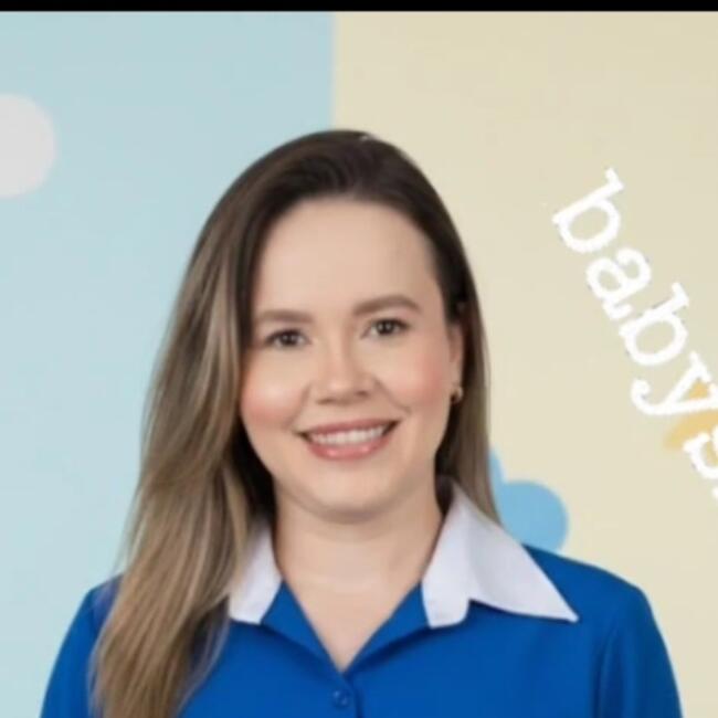 Babysitter in Fortaleza: Samara