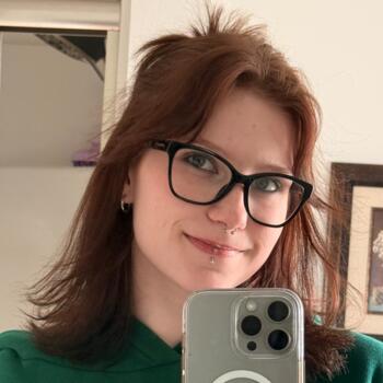 Babysitter in Springfield (Oregon): Kassidy