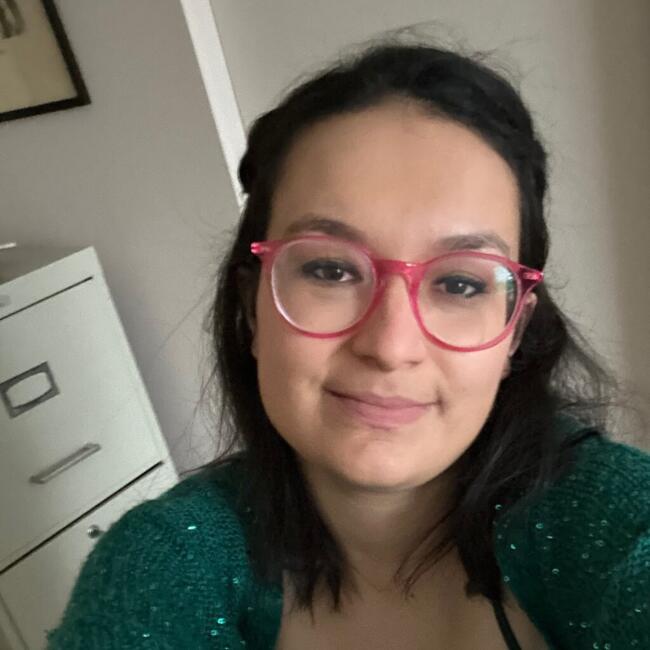 Babysitter in Toronto: Katrina