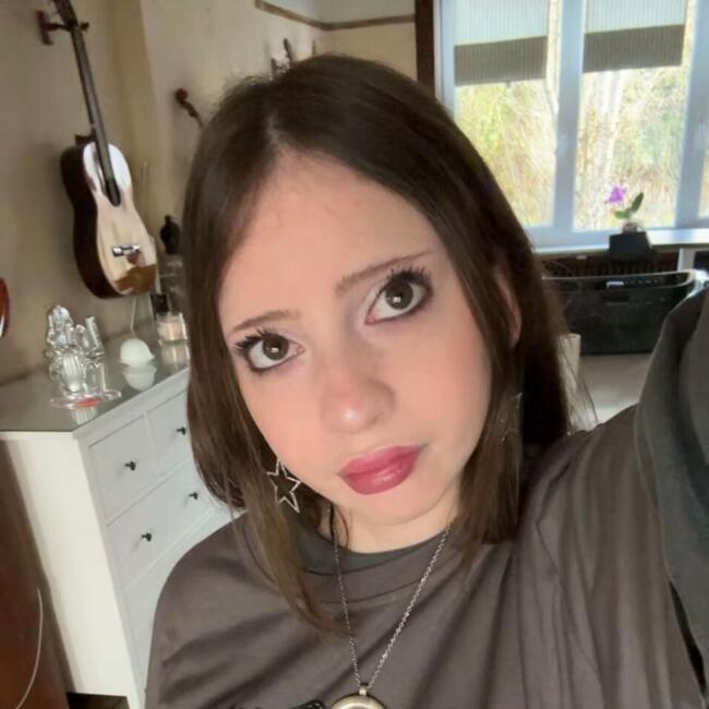 Babysitter in Colfontaine: Henriette