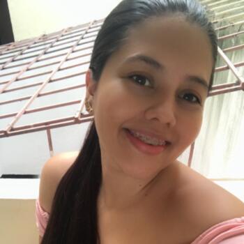 Babysitter in Neiva: Laura camila