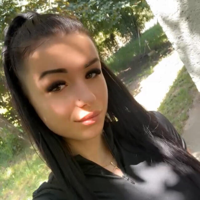 Babysitter in Budapest: Viktória