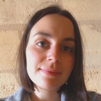 Babysitter in Bordeaux: Chloé