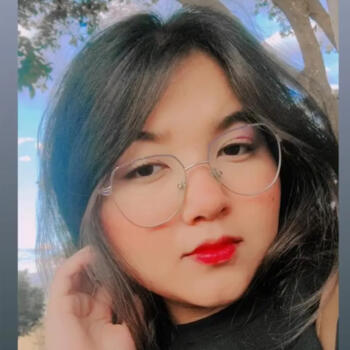 Babá em Goiânia: Maria