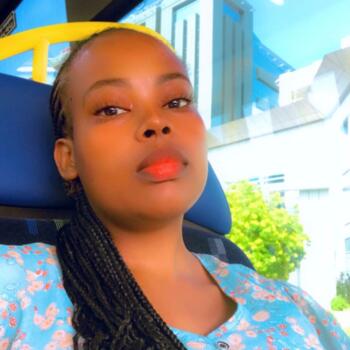 Nanny in Dubai: Fauzia