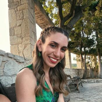 Babysitter στην περιοχή Γάζι: Eleni