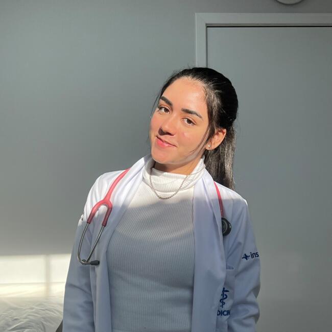 Babysitter in São José dos Campos: Gaia