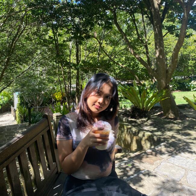 Babysitter in Sydney: Farah