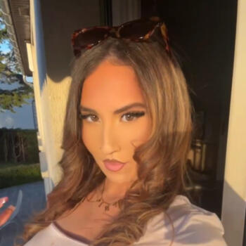 Babysitter in Saint-Saturnin: Ania