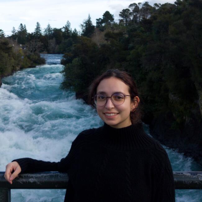 Babysitter in Auckland: Laura