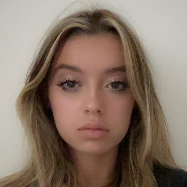 Babysitter in Newcastle upon Tyne: Isobel