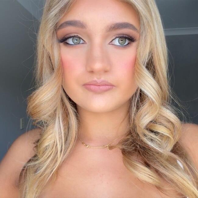 Babysitter in Brisbane: Leah