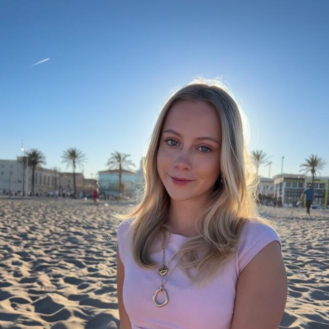 Babysitter in Valencia: Bettina