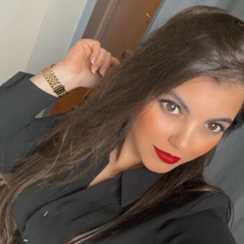 Babysitter in Annecy: Oumaïma