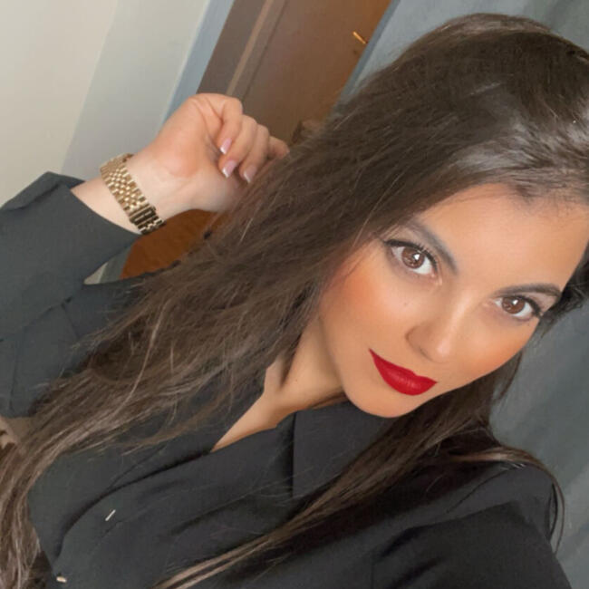 Babysitter in Annecy: Oumaïma