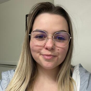 Baby-sitter in Airdrie: Nikita