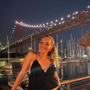 Babysitter in Amadora: Maria