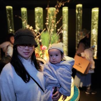 Babysitting job in Riverside: babysitting job Pei