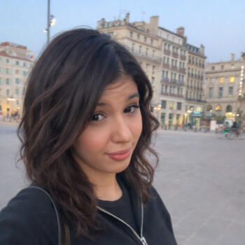 Babysitter in Paris: Anais