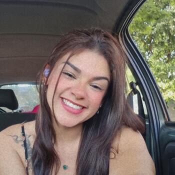 Babysitter em Maia: Laryssa