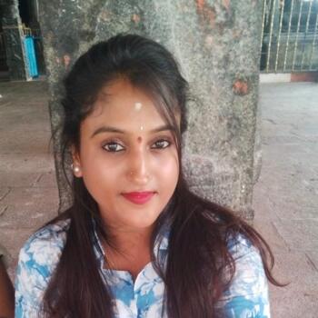 बंगलौर में बेबीसिटर: Rathna