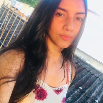 Babysitter in Joinville: Thaís