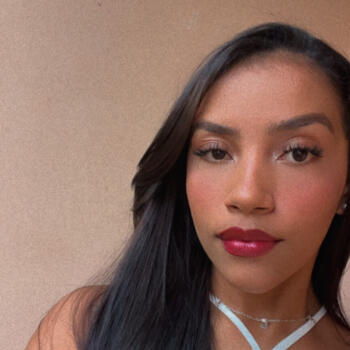 Babá em Araxá: Déborah vitoria