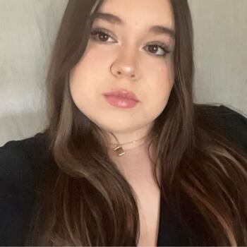 Babysitter in Viviers-sur-Artaut: Lisa