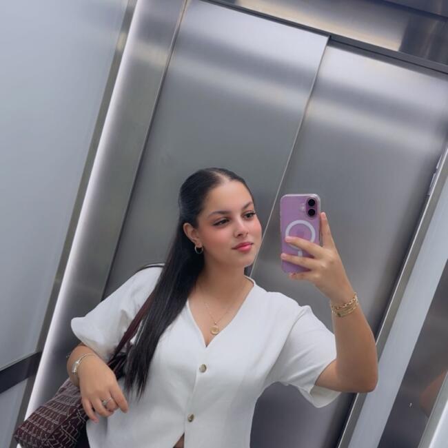 Nanny in Málaga: Hiba