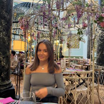 Babysitter Cambridge: Bethany