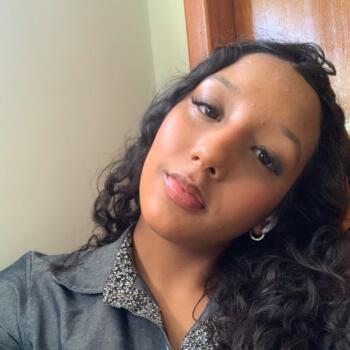 Babysitter in Vitória da Conquista: Mirela