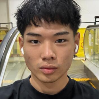 位于Singapore Island的临时保姆: Elliot