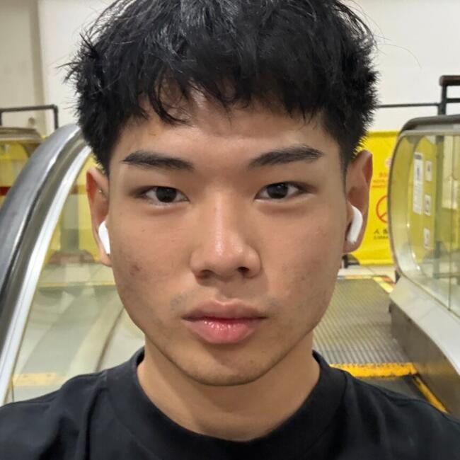位于Singapore Island的临时保姆: Elliot